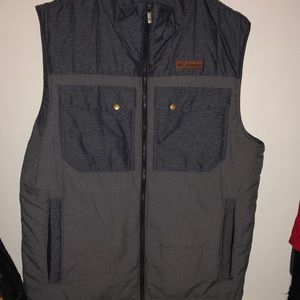 Men’s Columbia Vest, size L